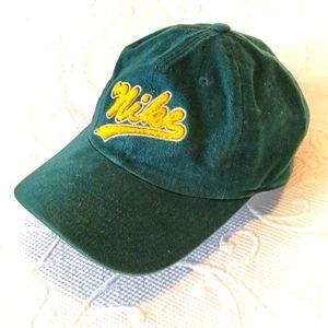 Nike Vintage-look Corduroy Logo Baseball Hat